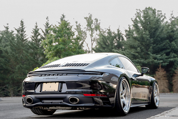 Фото дисков HRE 527 Глянцевый лак на Porsche 911 VIII