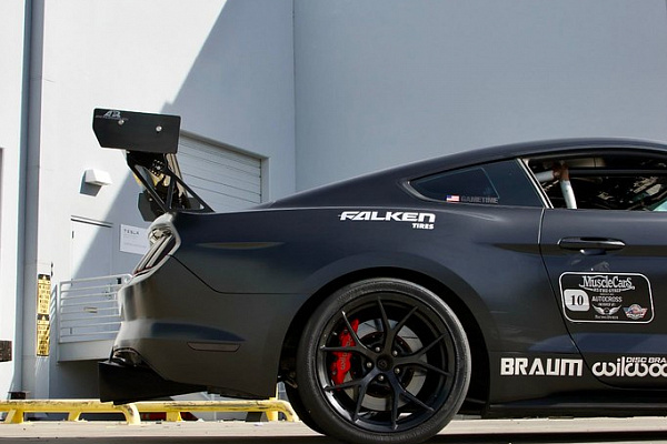 Фото дисков MRR FS06 Черный сатин на Ford Mustang VI
