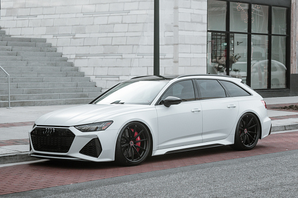 Фото дисков Brixton Forged R11-R Черный сатин на Audi A/RS 6 (C8)