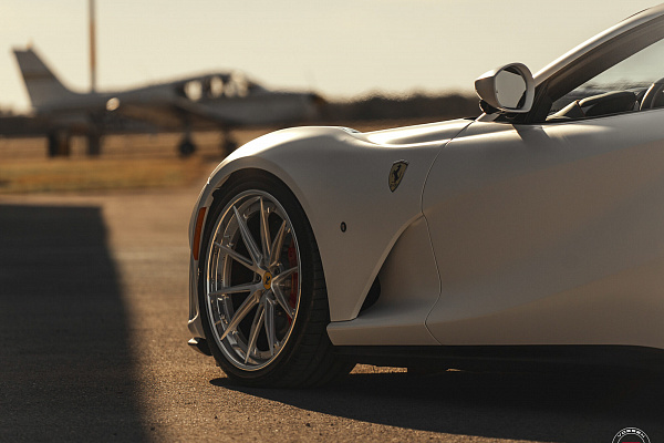 Фото дисков Vossen VPS-1 (3-Piece) Глянцевый лак на Ferrari 812