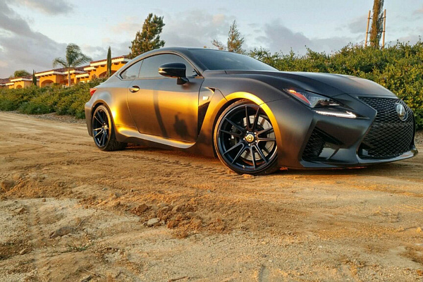 Фото дисков HRE FF04 Другой цвет на Lexus RC