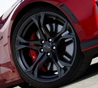 Фото дисков MRR M017 на Chevrolet Camaro VI