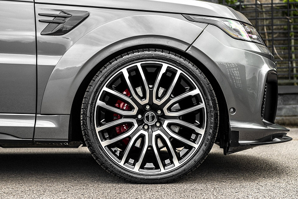 Фото дисков Kahn Pace Car  на Range Rover Sport II