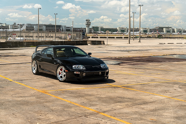 Фото дисков Strasse Wheels S5 Track Глянцевый лак на Toyota Supra A80
