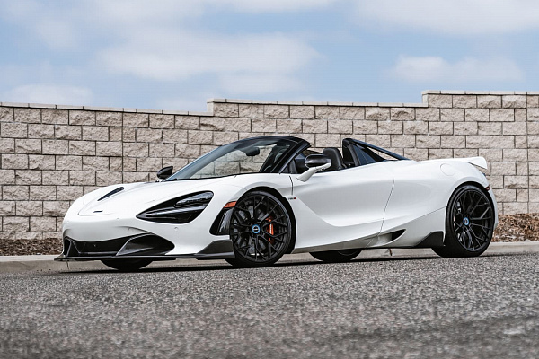 Фото дисков Brixton Forged PF10 Черный сатин на McLaren 720S