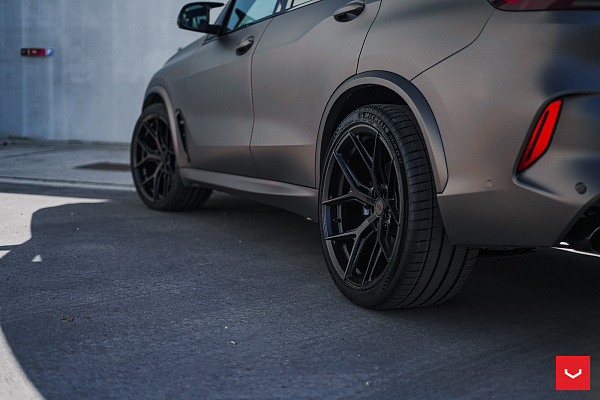 Фото дисков Vossen HF-5 Черный сатин на BMW X5/X5 M (G05/G18/F95)