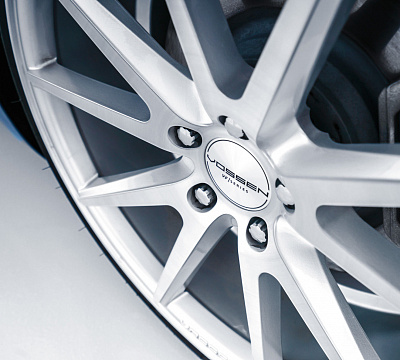 Фото дисков Vossen VFS-1 на Tesla Model 3