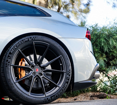 Фото дисков Vossen EVO-2 на Ferrari GTC4Lusso