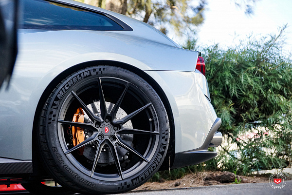 Фото дисков Vossen EVO-2 Черный сатин на Ferrari GTC4Lusso