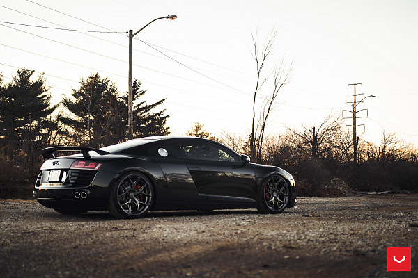 Фото дисков Vossen HF-5 Глянцевый графит на Audi R8 (Typ 42)