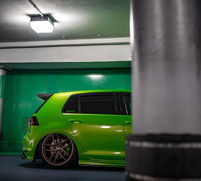 Фото дисков Bola B11 на Volkswagen Golf VII