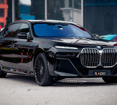 Фото дисков Vossen HF-8 на BMW 7 (G70)