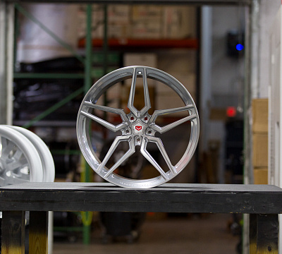 Vossen M-X1