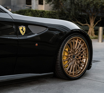 Фото дисков Brixton Forged HS1 на Ferrari FF