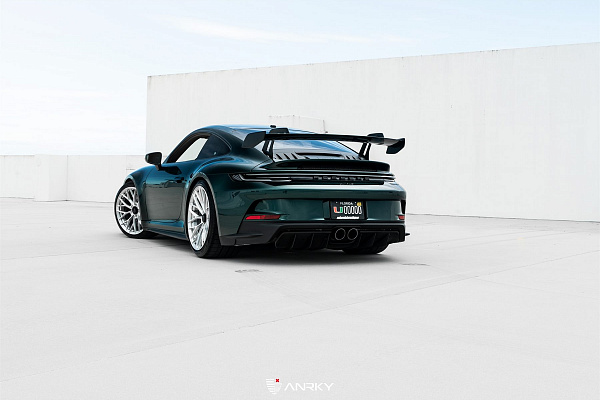 Фото дисков Anrky AN10 Глянцевый лак на Porsche 911 VIII