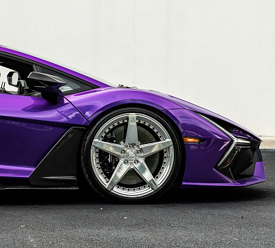 Фото дисков Anrky RS5.2 на Lamborghini Revuelto