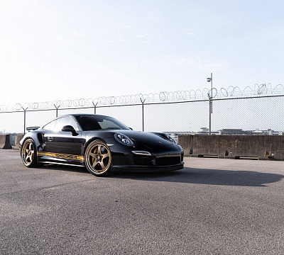 Фото дисков HRE 527 на Porsche 911 VII