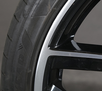 Audi 5 Double Spoke Edge