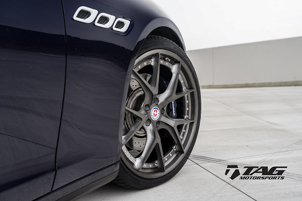 Фото дисков HRE S101 Глянцевый темный лак на Maserati Quattroporte VI