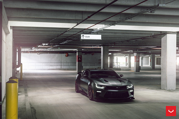 Фото дисков Vossen HF-3 Сатиновая бронза на Chevrolet Camaro VI