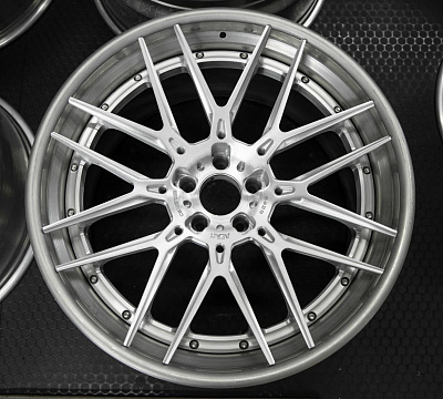 ADV.1 ADV8 Track Spec CS