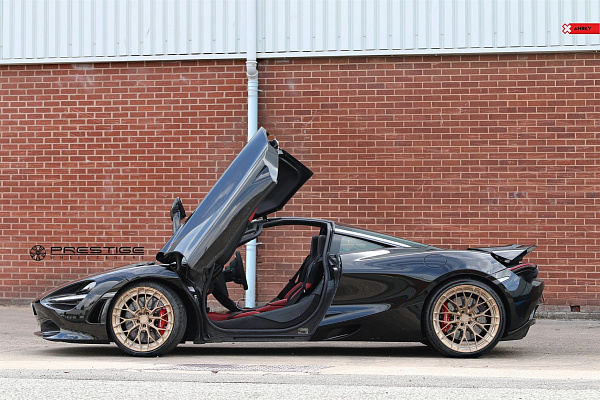 Фото дисков Anrky AN20 Сатиновое золото на McLaren 720S