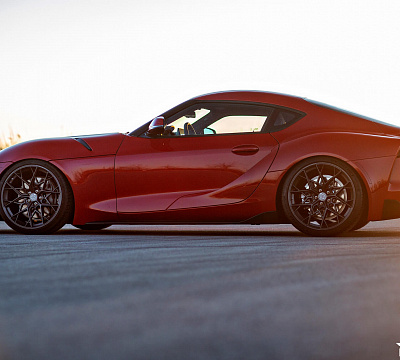 Фото дисков HRE FF10 на Toyota Supra A90
