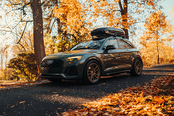 Фото дисков HRE FF04 Сатиновое золото на Audi Q5 (FY)