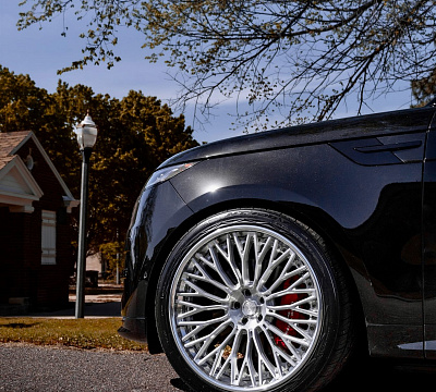 Фото дисков Anrky RF-340 на Range Rover Sport III