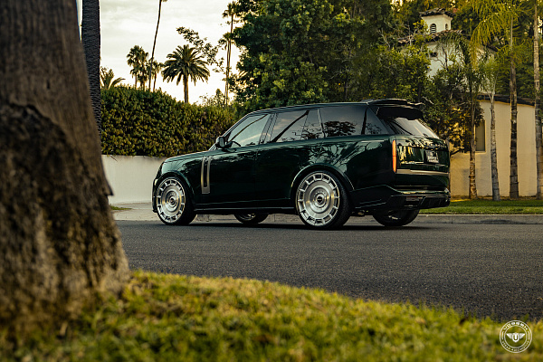 Фото дисков Vossen UV-7 Глянцевый лак на Land Rover Range Rover V