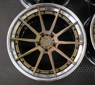 ADV.1 ADV10 Track Spec CS