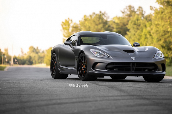 Dodge Viper GTS