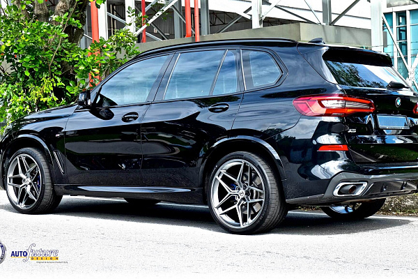 Фото дисков HRE FF11 Серебро на BMW X5/X5 M (G05/G18/F95)