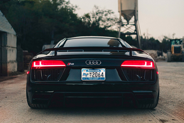 Фото дисков Brixton Forged WR7 Глянцевый лак на Audi R8 (4S)