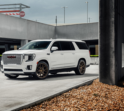 Фото дисков Vossen HF6-4 на GMC Yukon V