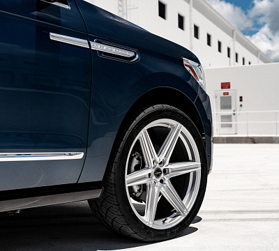Фото дисков Vossen HF6-2 на Lincoln Navigator IV