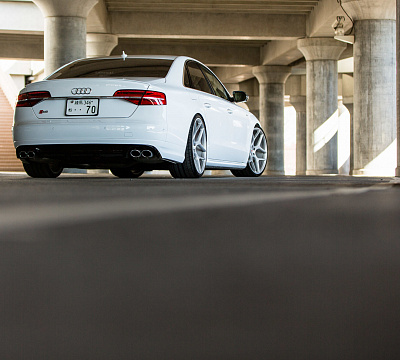 Фото дисков Vossen CG-205 на Audi A/S 8 (D4)
