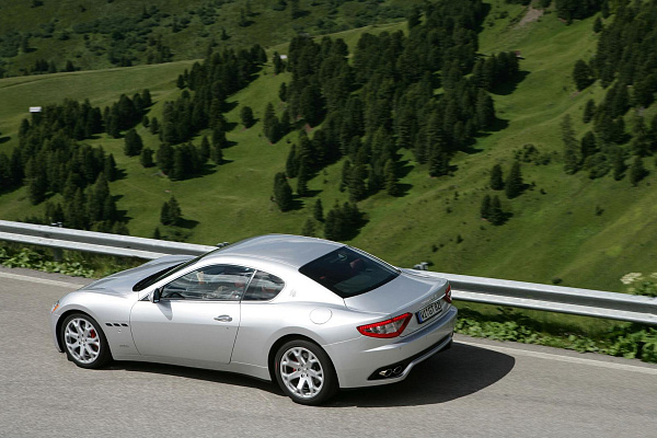 Фото дисков Maserati V-STYLE  на Maserati GranTurismo I