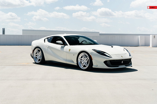 Фото дисков Anrky S3-X3 Глянцевый лак на Ferrari 812