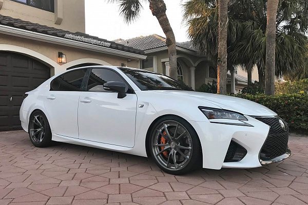 Фото дисков HRE S101 Глянцевый темный лак на Lexus GS IV