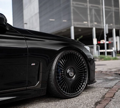 Фото дисков ST Wheels ST5 на BMW 7 (G70)