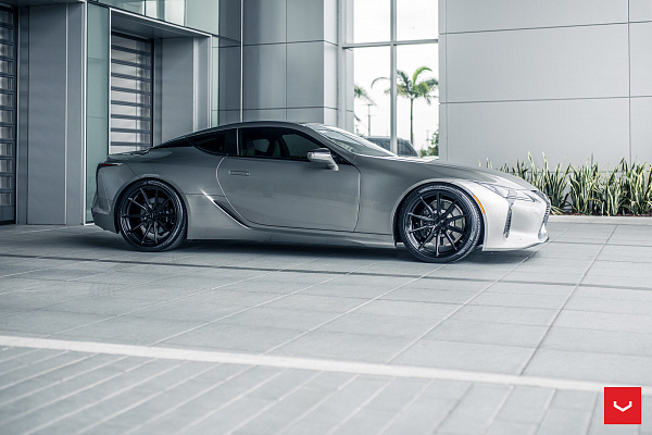 Фото дисков Vossen HF-3 Черный глянец на Lexus LC 500