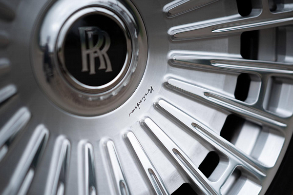 Фото дисков Brixton Forged LX07 Алмазная проточка на Rolls-Royce Wraith