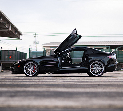 Фото дисков Anrky AN18 на Mercedes-Benz SLR McLaren