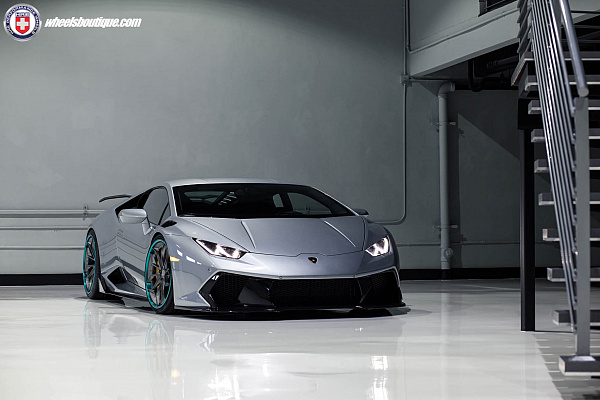 Фото дисков HRE S201 Сатиновый темный лак на Lamborghini Huracan