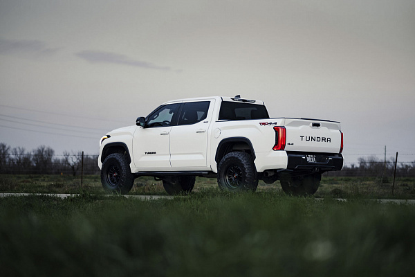 Фото дисков Black Rhino TALEO Черный сатин на Toyota Tundra III
