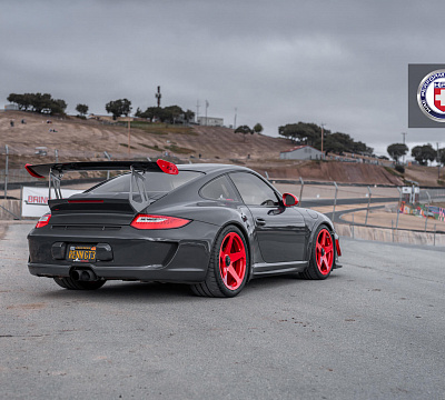 Фото дисков HRE 305M на Porsche 911 VI