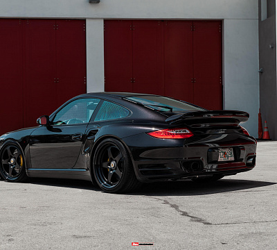 Фото дисков HRE 527 на Porsche 911 VI