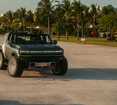 Фото дисков Vossen LCX-04 на GMC Hummer EV