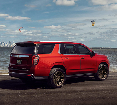 Фото дисков 4PLAY 4P83 на Chevrolet Tahoe V